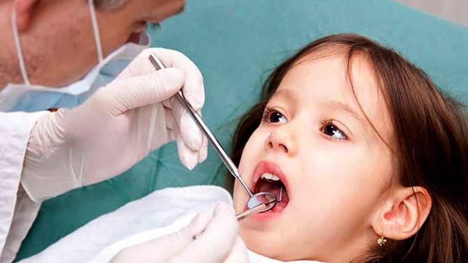 اسنان الاطفال