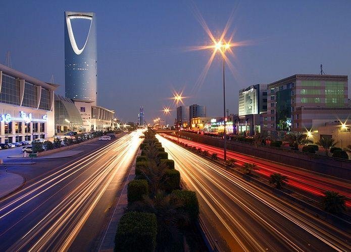 طريق الملك فهد ( أهم شوارع الرياض )