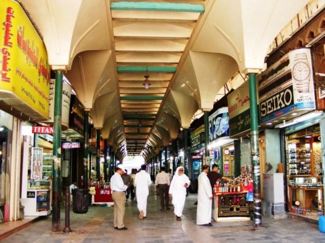 الخدمات الموجودة في سوق الندى في جدة