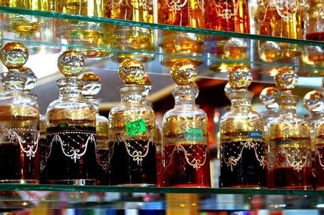 محلات بيع العود بالجملة في جدة