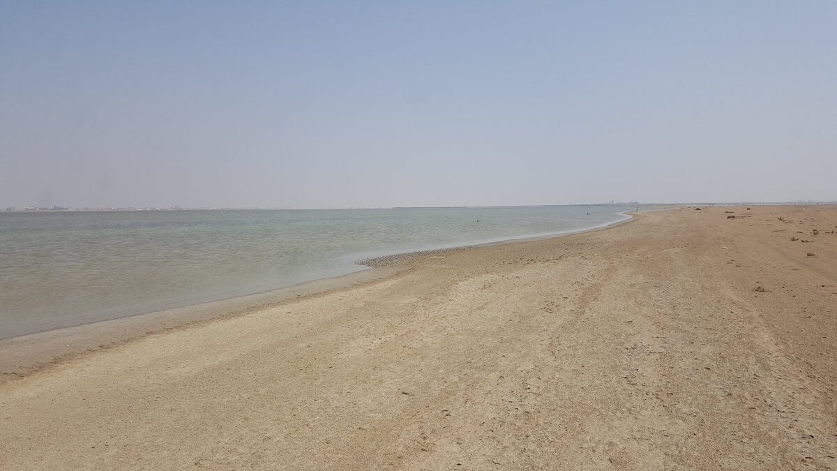 أهم الأنشطة في شاطئ خليج سلمان في جدة