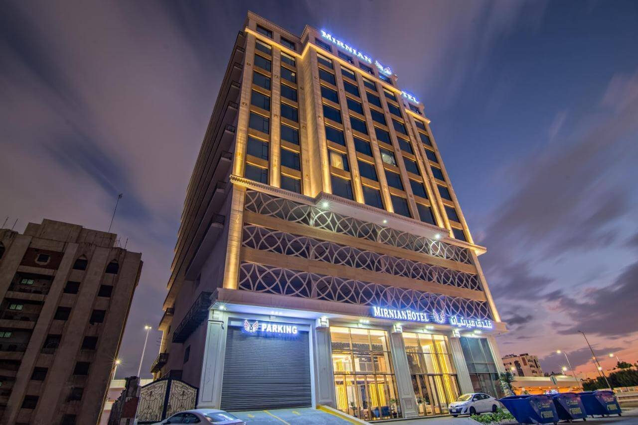 فندق ميرنيان Mirnian Hotel