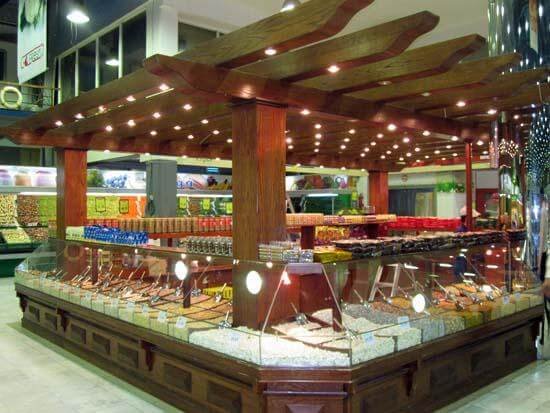 منتجات أسواق العثيم في جدة