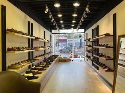 محل الأحذية الإيطالية