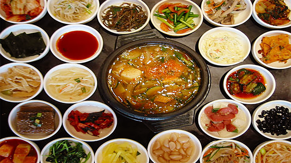 اصناف المأكولات الكورية